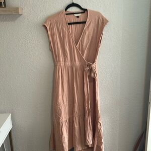 Universal Thread midi wrap dress